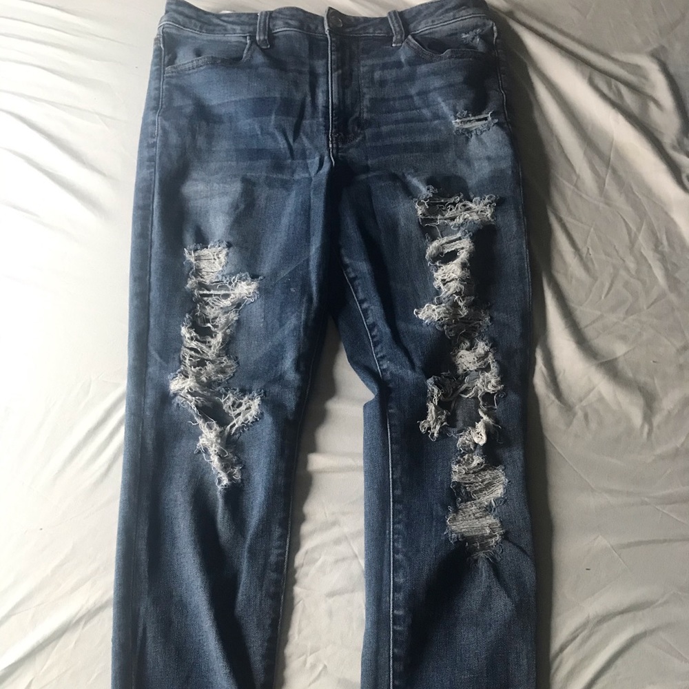 American Eagle High Rise Ripped Jeans Size 12